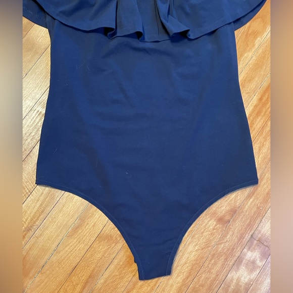 Navy Bodysuit w Ruffle Detail - Picture 5 of 9